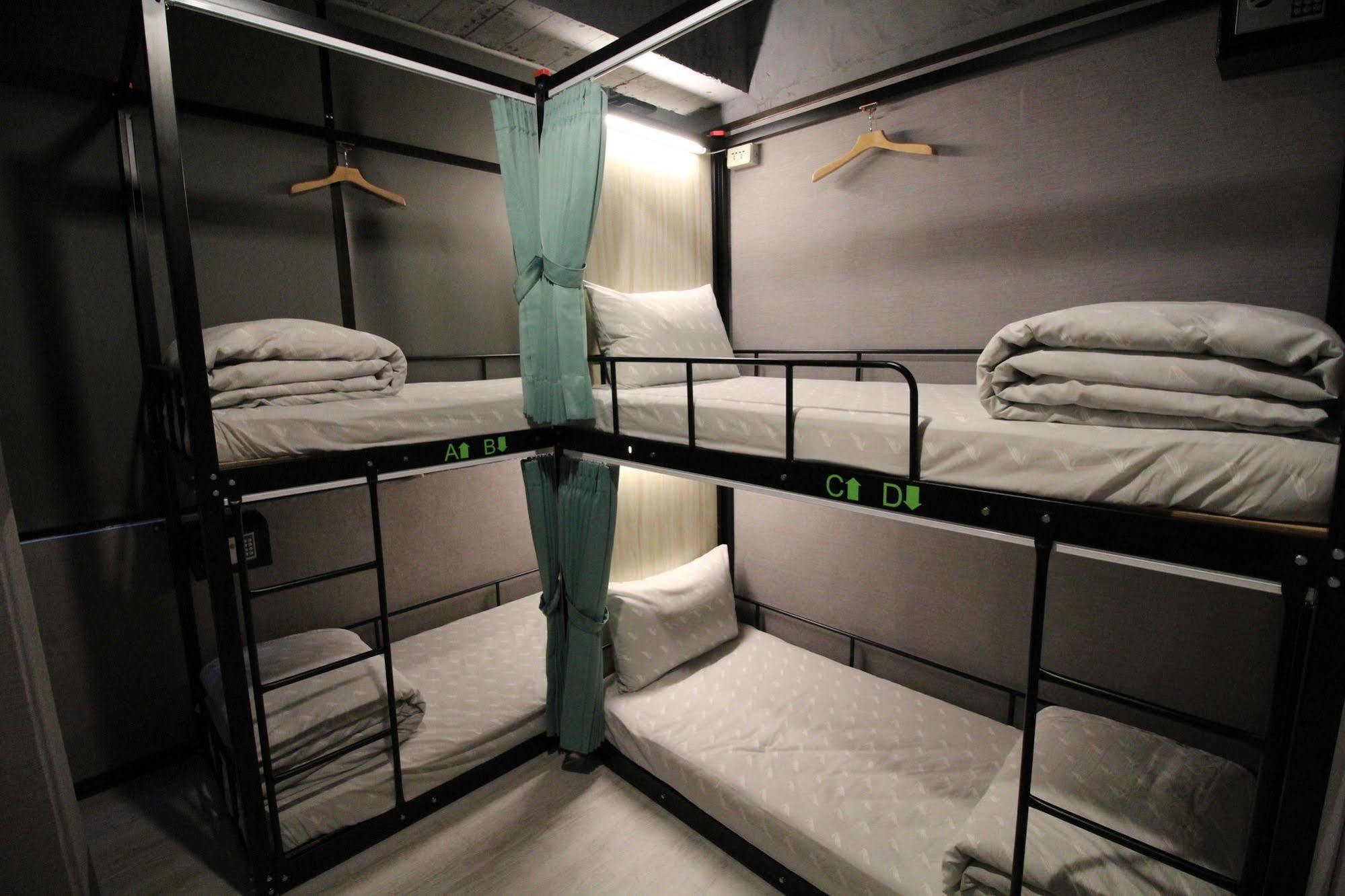 Backpackers Hostel - Ximen Taipei Exterior foto